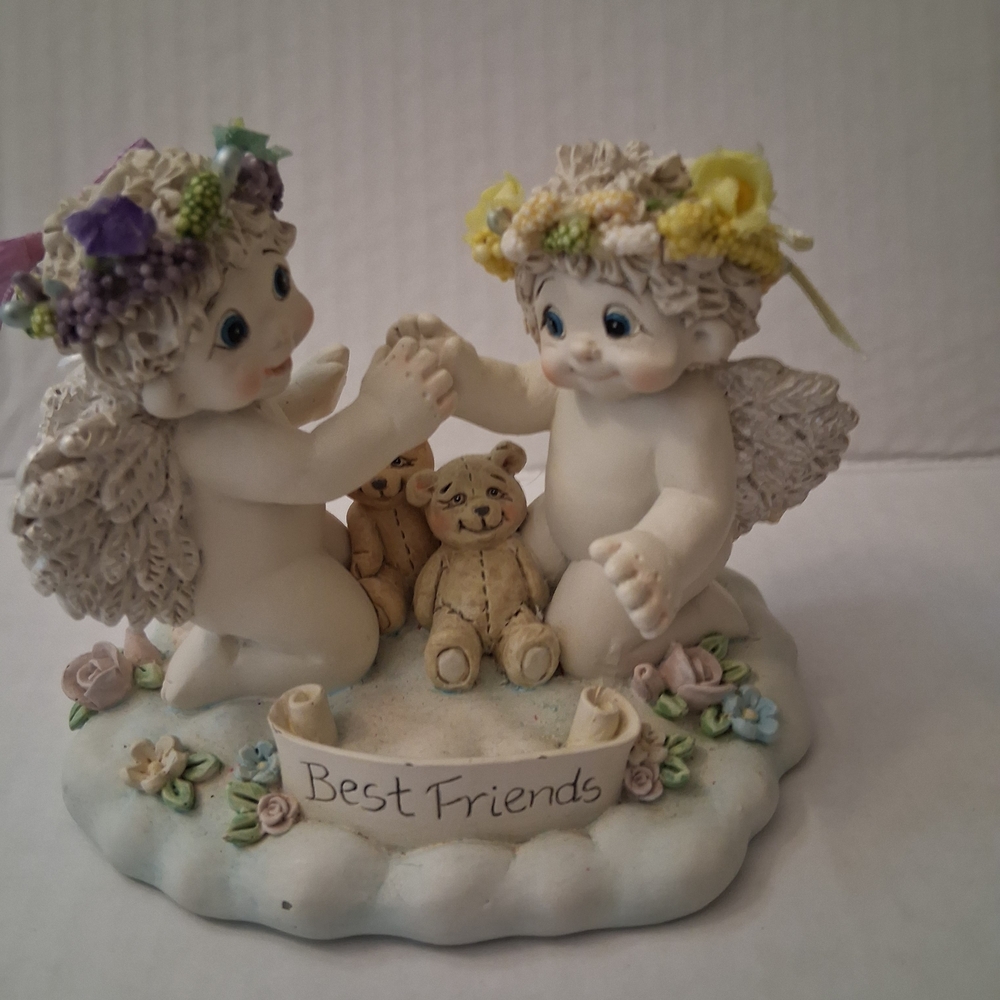 Dreamsicles 2004 " Best Friends " Figurine